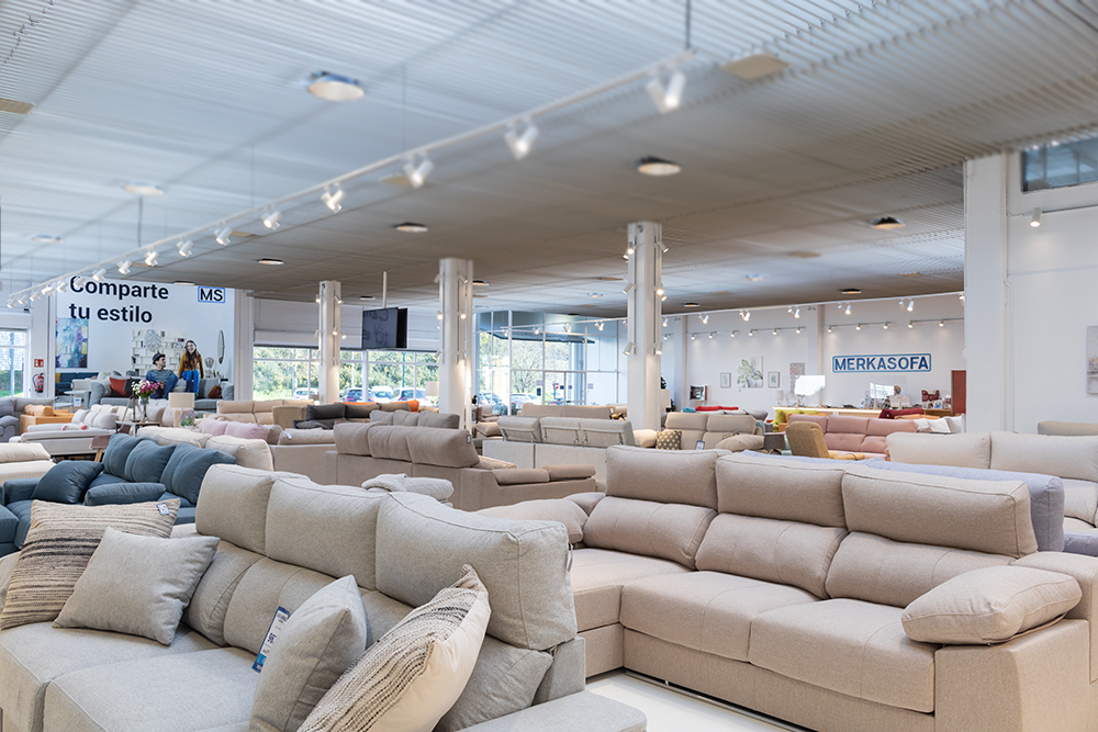 Ver sofás bonitos, cómodos, buen precio en tienda, venta en Oiartzun